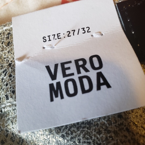 🔥2/$15 Womens Vero Moda Snakeskin skinny Pants - Picture 4 of 4